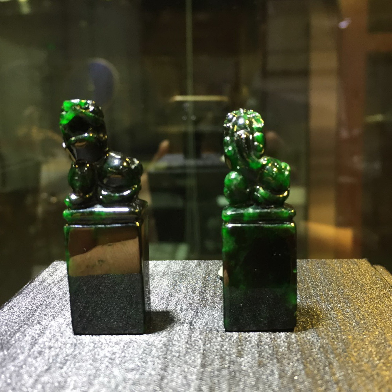天然A貨翡翠 鐵龍生章子