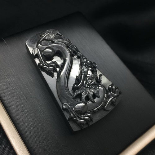 翡翠龍牌